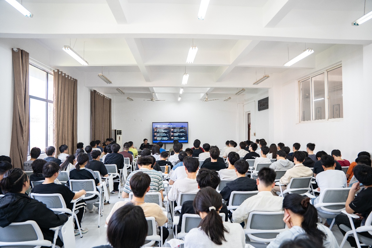 会议室里的人们AI 生成的内容可能不正确。